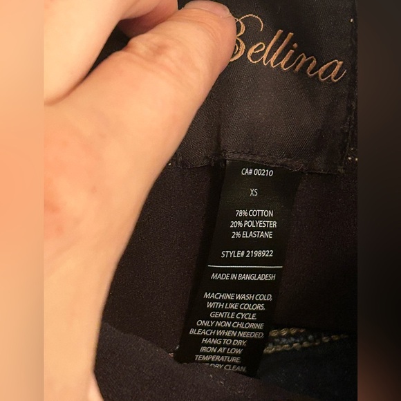 Ladies petite denim pants with tummy control. - Picture 4 of 6